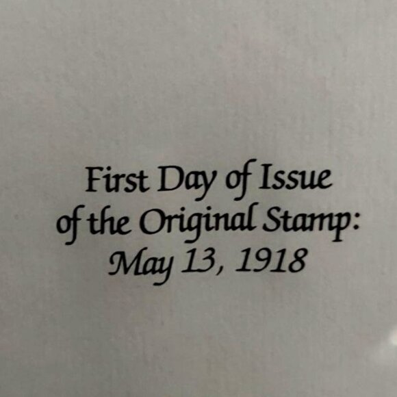 Framed 22kt Gold Replica 1918 Inverted Jenny Air Mail Issue Commemorative Stamp - Picture 5 of 6